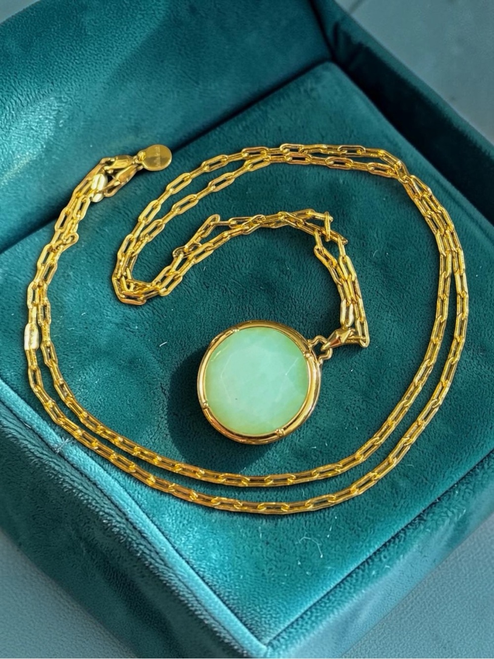 Stella & Dot Gold Chain Necklace with Green Jade Colored Locket Pendant